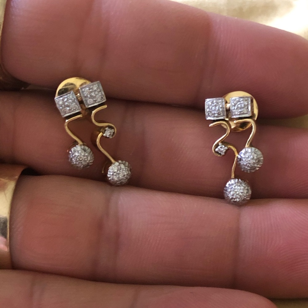 14k solid gold mid century earring with diamond